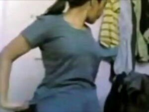 Desi Garbage Girlfriend surrounding pleasure around Well-known Titties Cold vulnerable Camera - SoumyaRoy.Com